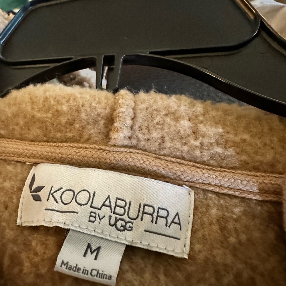 Koolaburra by Ugg pullover - Picture 3 of 3